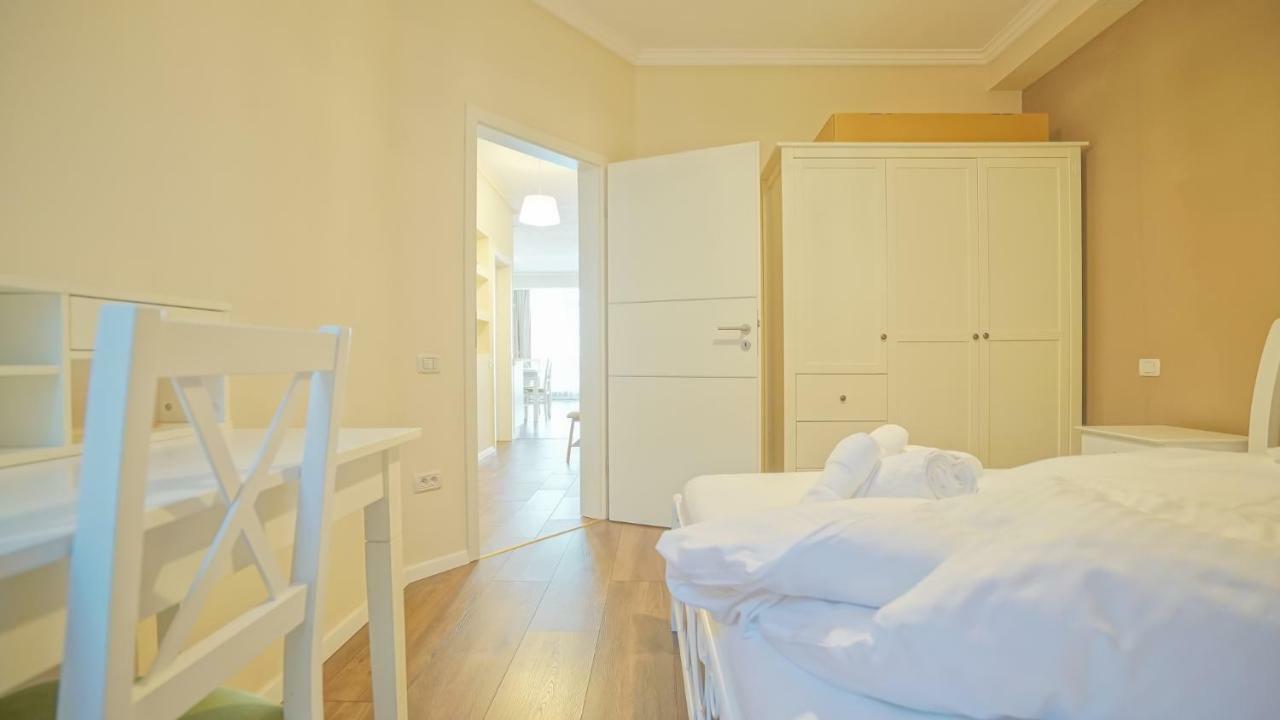 Cn2I Luxury Accommodation/Maior Cranta Brasov Exterior photo
